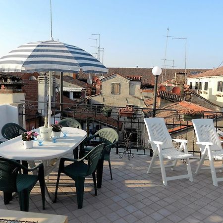 Casa Renier-Biennale Apartment Venesia Bagian luar foto