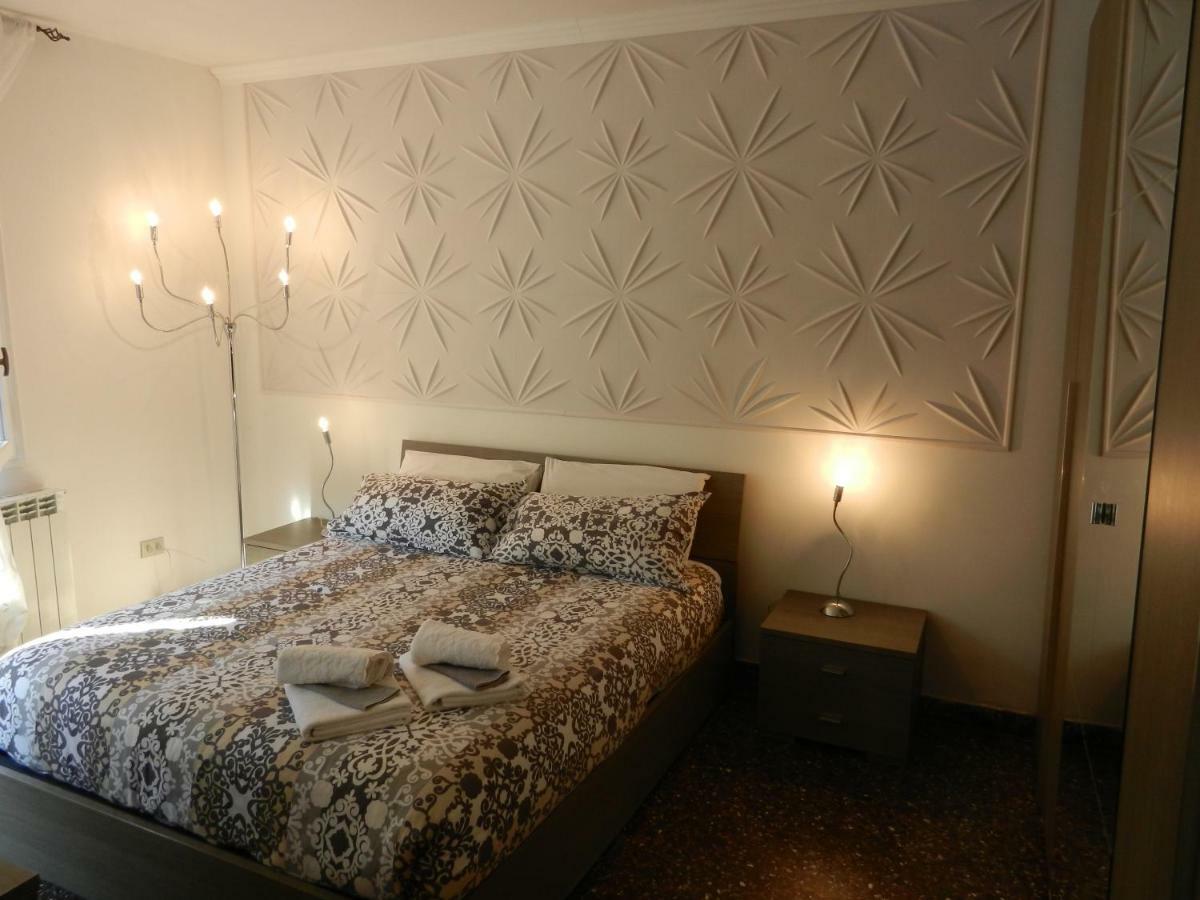 Casa Renier-Biennale Apartment Venesia Bagian luar foto